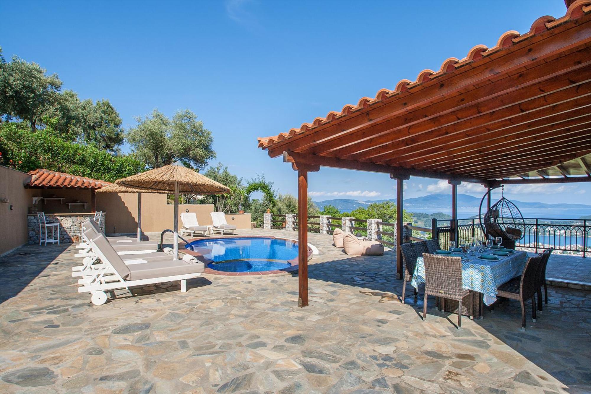 Fotini Villa